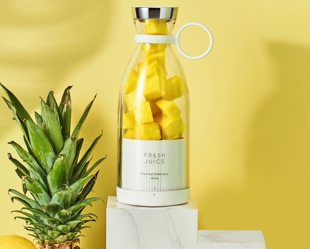 Rechargeable 6 Blades Juicer - Portable